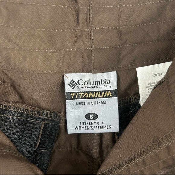 Columbia Packable Titanium Omni Dry LightWeight Trail Hiking Short; Women’s Sz 6 - Picture 2 of 14
